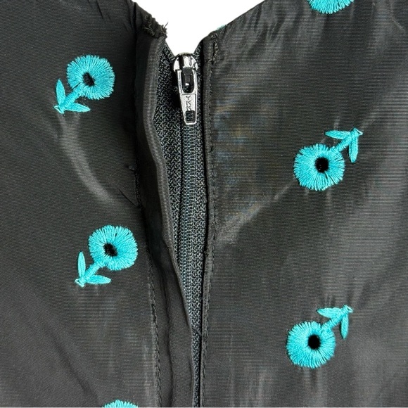 Vintage 50s Fit & Flare Dress - Black w Teal Floral Embroidery - XS/S Du-Rite - Picture 9 of 11